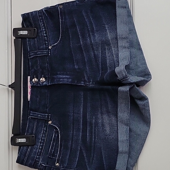 Candie's Women's Cuffed Denim Shorts - Picture 3 of 12